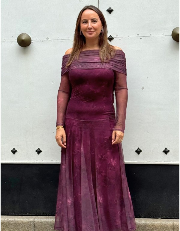Vestido largo de fiesta estampado con escote bardot y mangas de tul 2