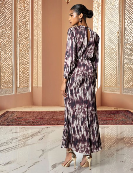 Vestido midi estampado con escote cut-out y falda con vuelo para invitada de otoño Vestido midi estampado con escote cut-out y falda con vuelo para invitada de otoño