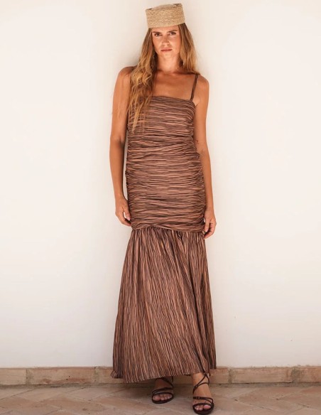 Vestido largo con cuerpo fruncido y falda de volante Vestido largo con cuerpo fruncido y falda de volante