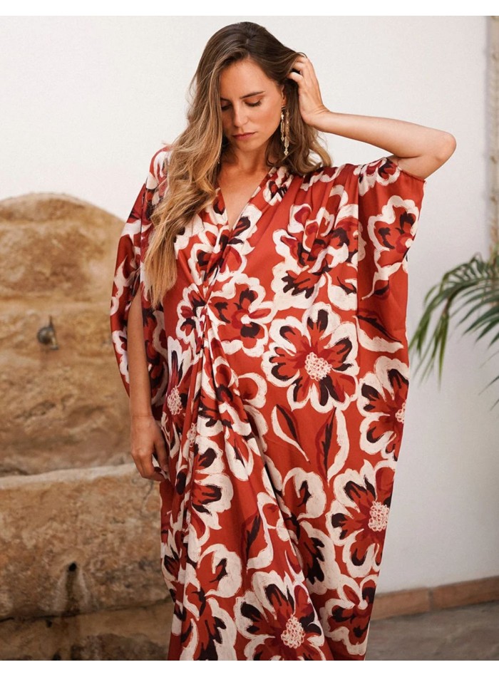 Caftan imprimé fleurs avec décolleté en V
