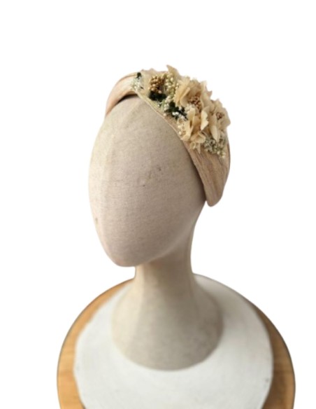 Bandeau d'invité croisé avec des fleurs préservées