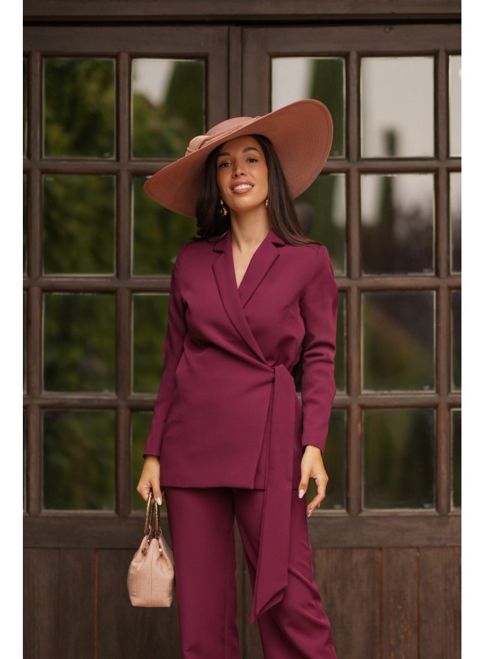 Set of crossover jacket with bow and straight...