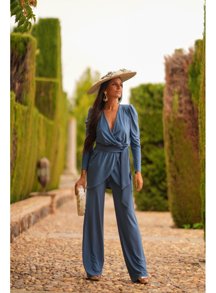 Crossover jacket and straight pants with sash set