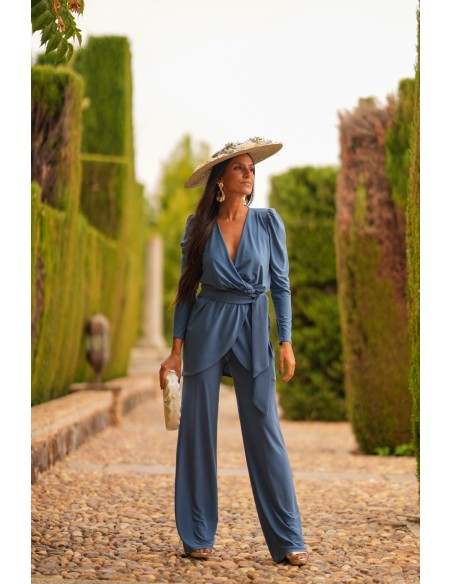 Crossover jacket and straight pants with sash set