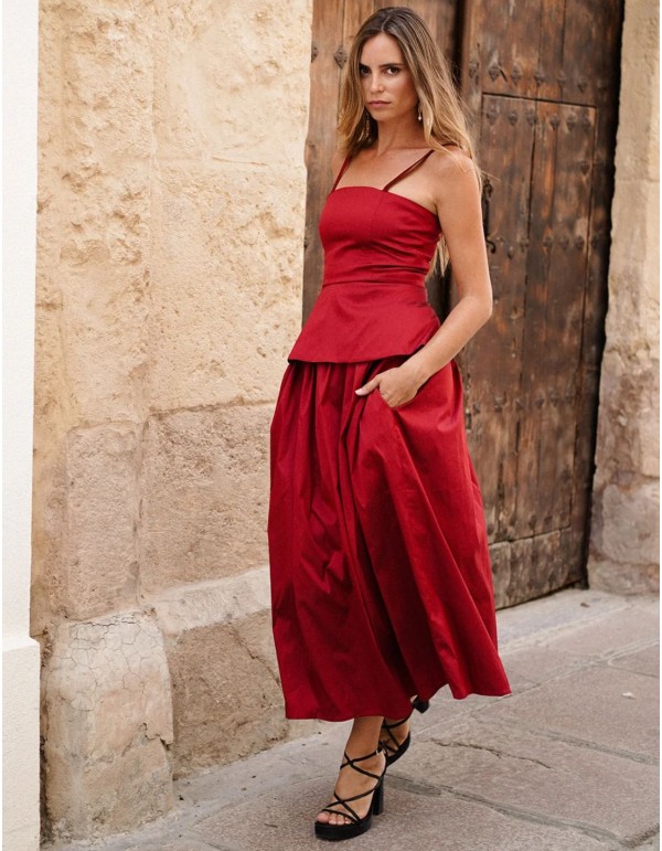 Flared midi skirt in dark red taffeta 2