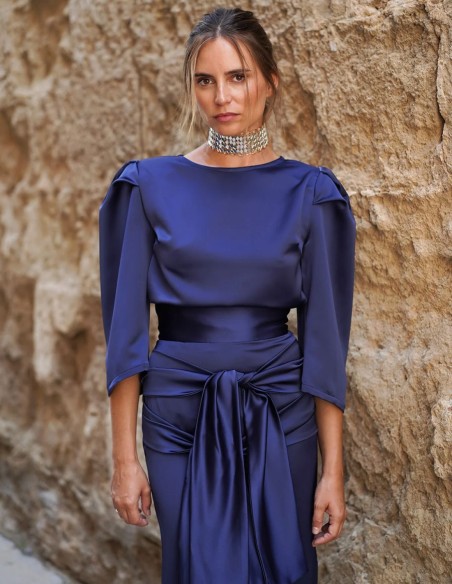 Top à manches courtes en crêpe satiné bleu marine