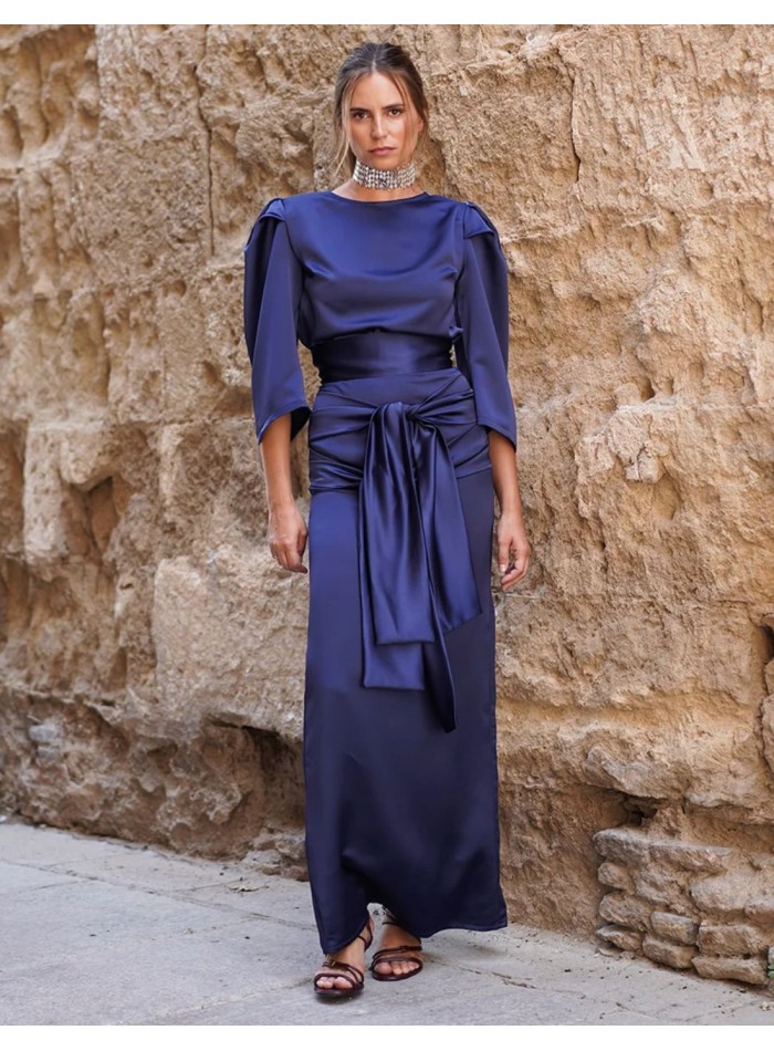 Long satin skirt with double lacing in front