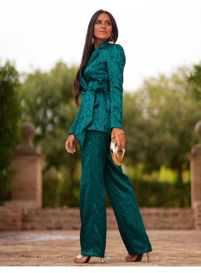 Crossover jacket and straight pants with sash set