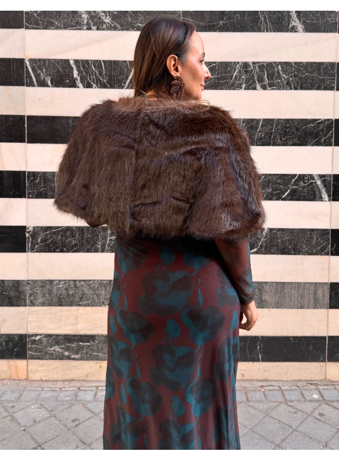 Dark brown short guest cape