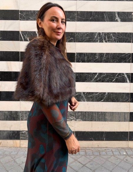 Dark brown short guest cape