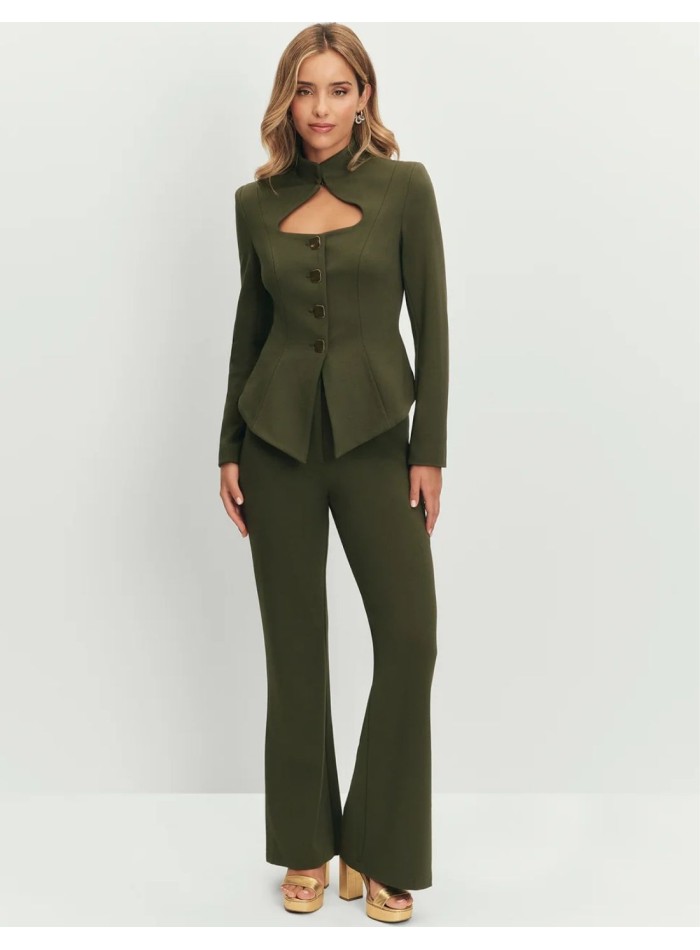 Pantalón verde militar de talle alto y pernera ancha