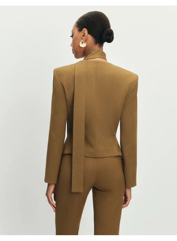 Élégant blazer vert avec tour de cou et coupe...