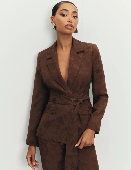 Blazer en jacquard marron avec ceinture et boutons doublés