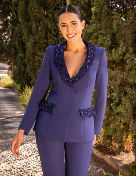 Costume veste d'invité avec détails en paillettes