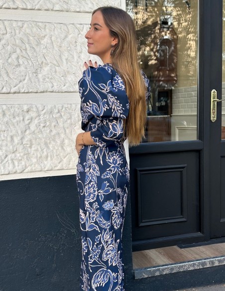 Robe d'invité midi à manches françaises avec imprimé bleu et tons bleus