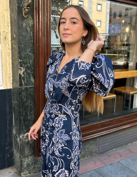 Robe d'invité midi à manches françaises avec imprimé bleu et tons bleus
