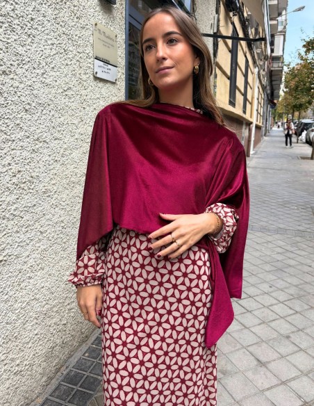 Garnet velvet guest cape