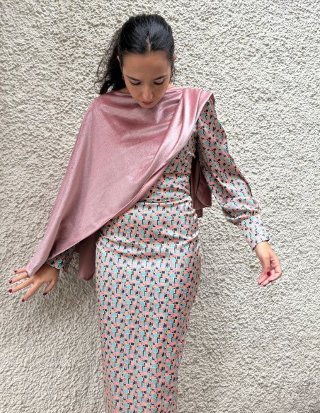 Short pink velvet guest cape with openings