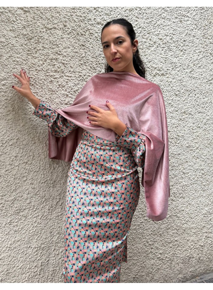 Cape courte d'invité en velours rose avec...