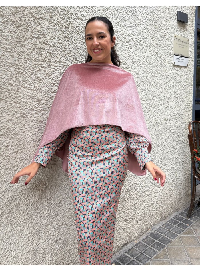 Short pink velvet guest cape with openings