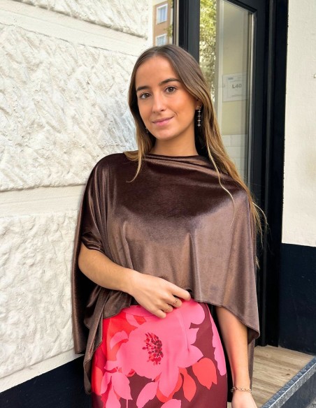 Cape d'invité en velours marron