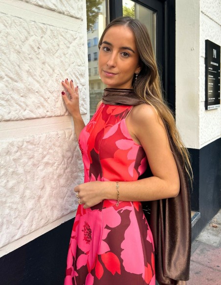 Capa de invitada de terciopelo marrón