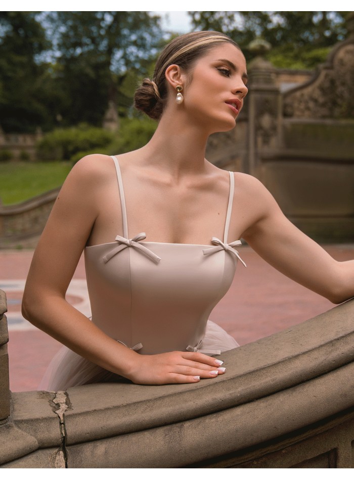 Robe de fête longue avec nœuds et longue jupe...