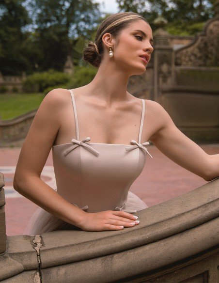 Vestido de fiesta largo con lazos y falda larga de tul para ocasiones especiales