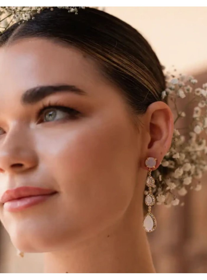 Boucles d'oreilles en forme de goutte avec des...