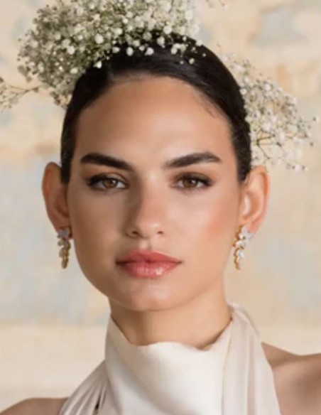 Boucles d'oreilles fleurs avec feuilles sculptées en pierre naturelle