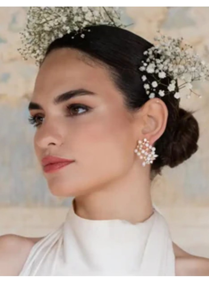 Pendientes de perlas con destellos de circonitas en forma de flor