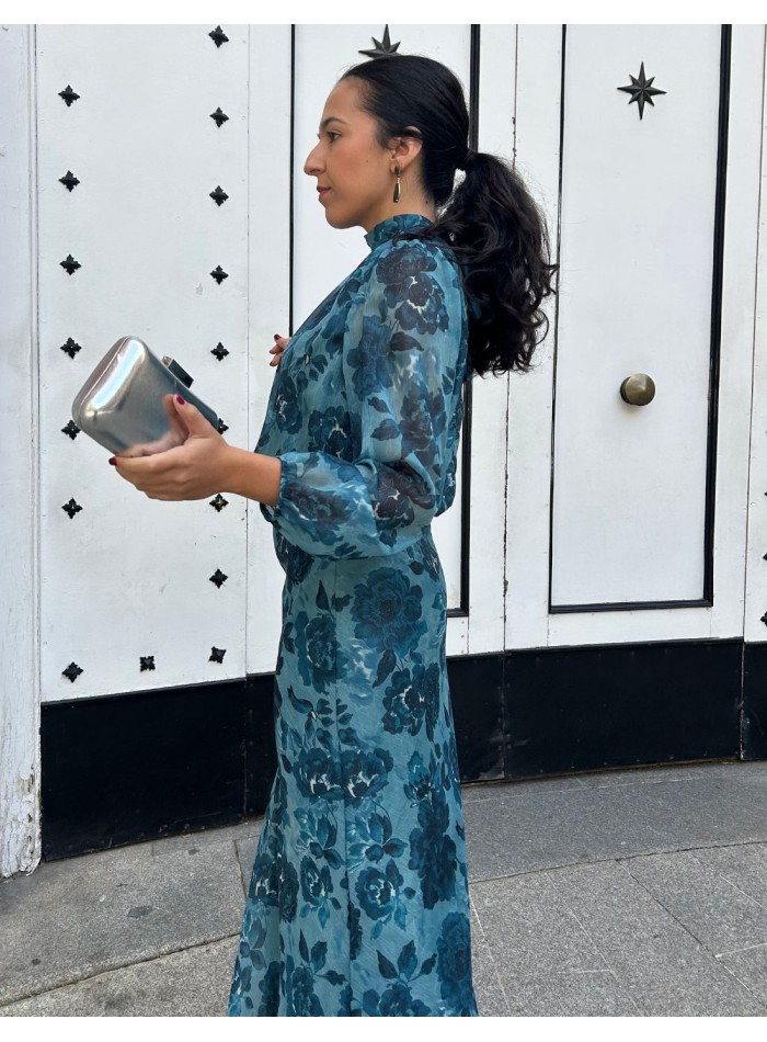 Guest ensemble with blue print and glitter fabric