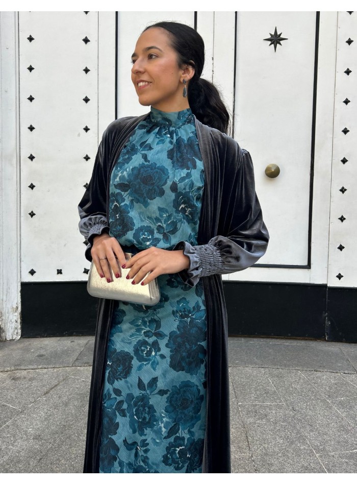 Guest ensemble with blue print and glitter fabric