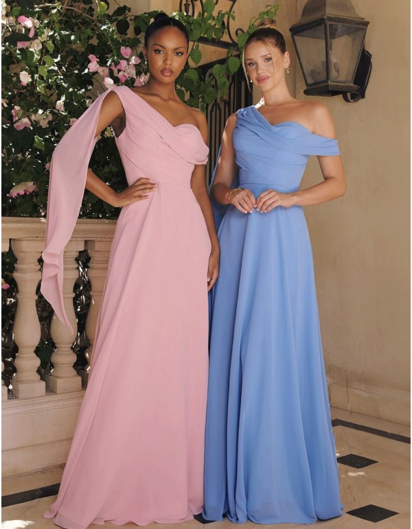 Vestido de fiesta largo con escote asimétrico y manga capa azul y rosa