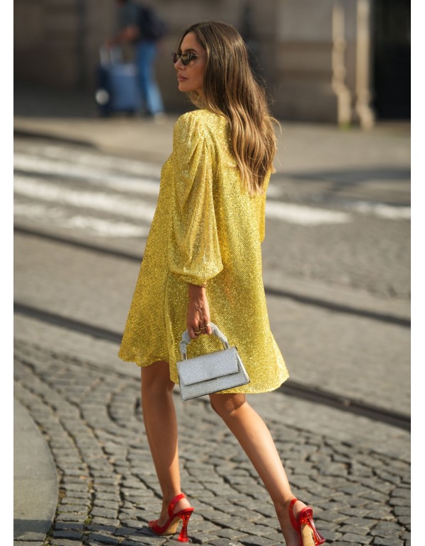 Vestido corto de lentejuelas con manga abullonada 2