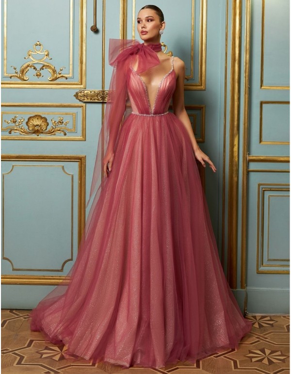Robe de soirée en tulle avec dentelle brodée et strass