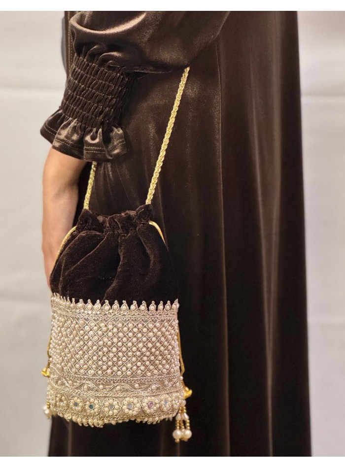 Brown velvet bonbonniere with pearls and golden...