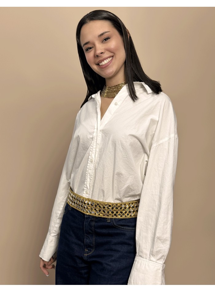 Cinturón ancho dorado con cristales invitada