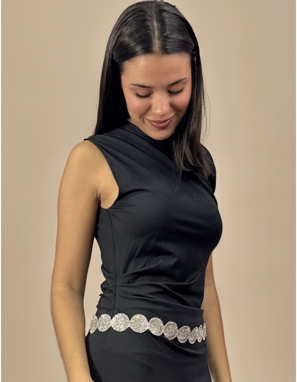 Party belt with silver rhinestone flowers