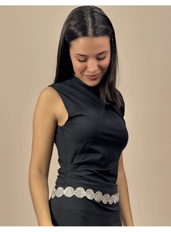 Cinturón de fiesta con flores de pedrería plateada