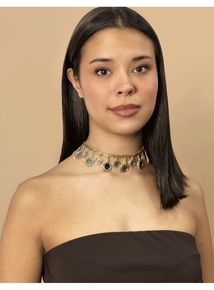 Choker con cristales en forma de gotas