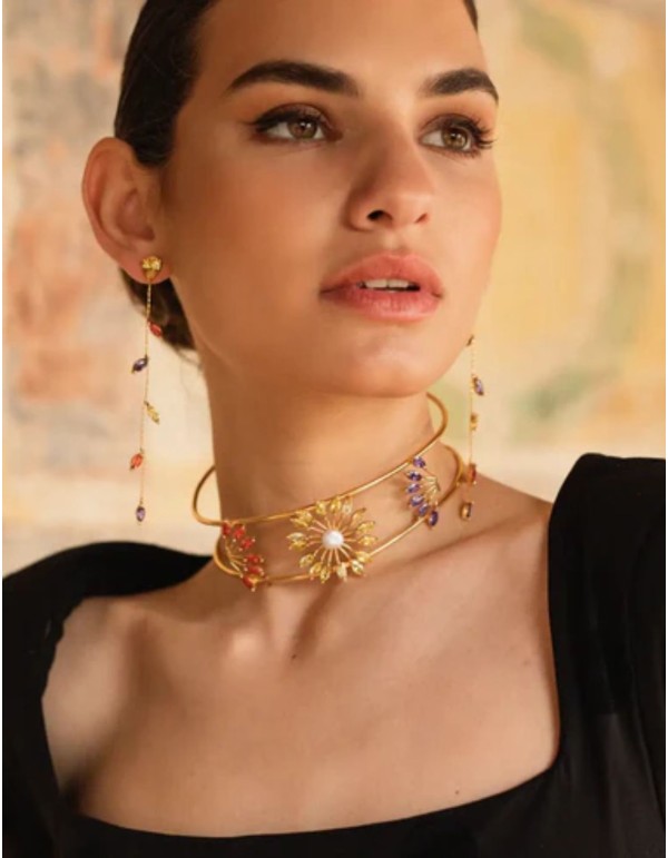 Choker ajustable con detalles de estrellas con circonitas 2