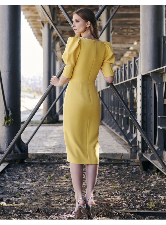 Robe de cocktail boutonnée, coupe droite,...