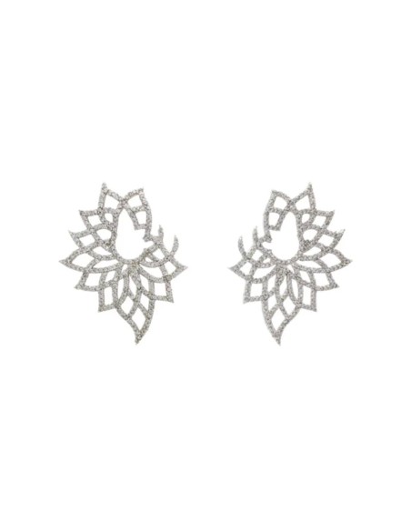 Pendientes en plata con diseño de flor con circonitas engastadas