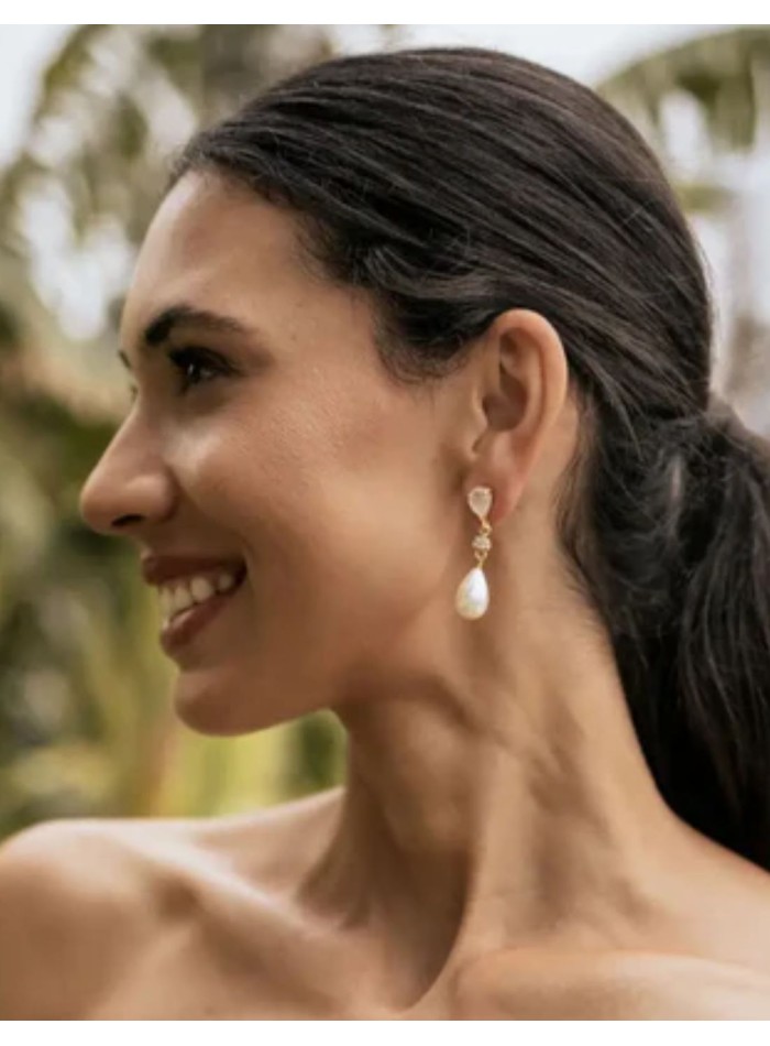 Boucles d'oreilles avec pierre de lune et perle...