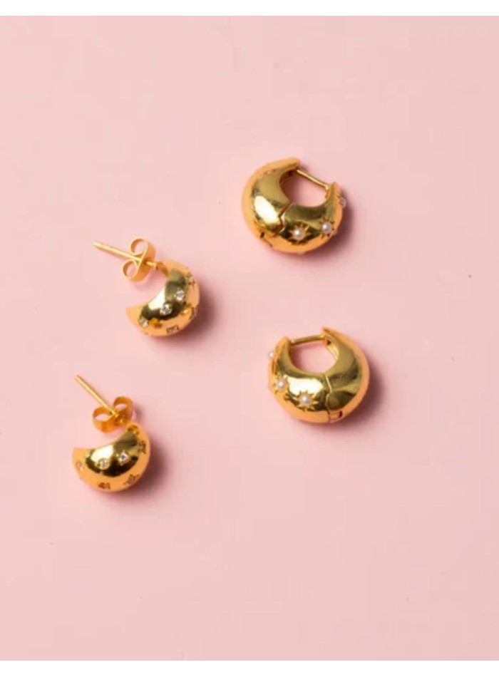 Small earrings with alternating zirconia details
