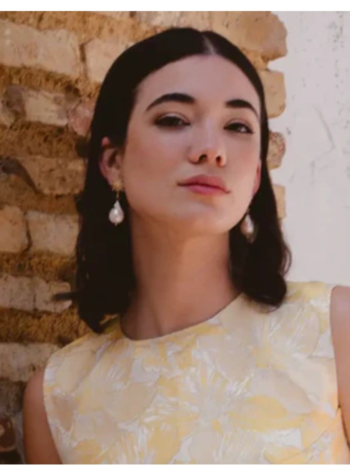 Pendientes con estrella de circonitas y perla