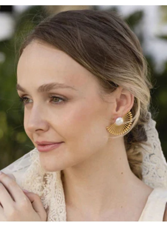 Earrings with semicircular design with central...