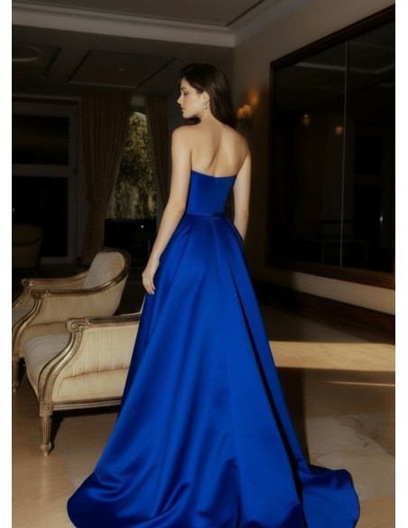 Vestido largo de invitada estructurado con escote palabra de honor para fiesta