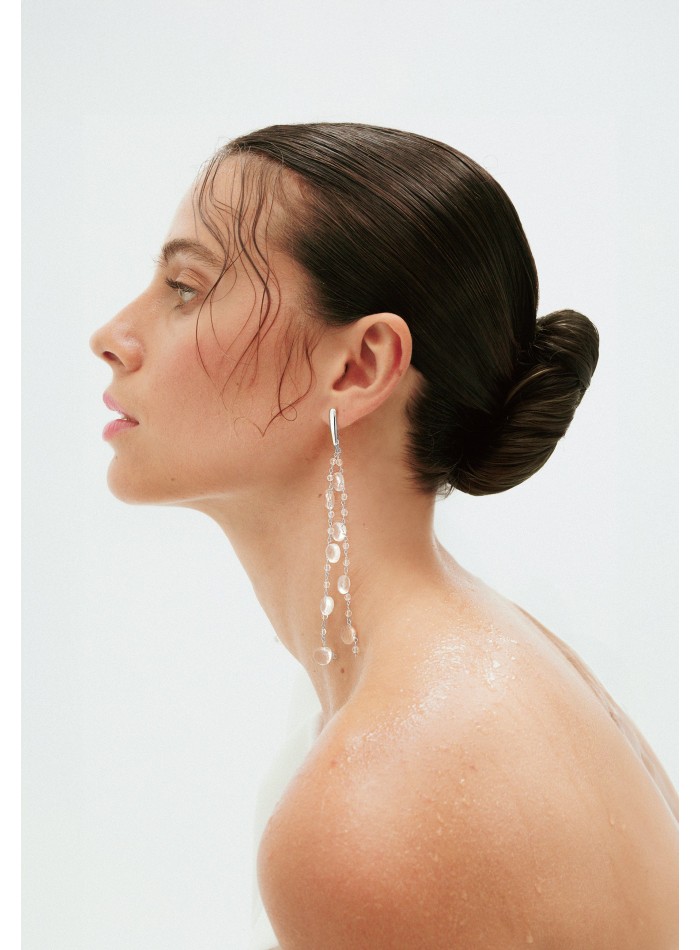 Longues boucles d'oreilles de mariage avec...